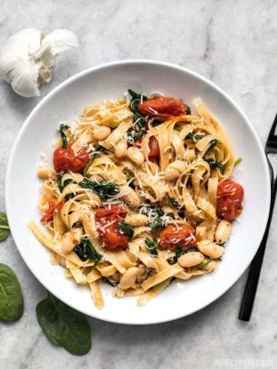 Picture of Creamy Tomato White Bean Pasta